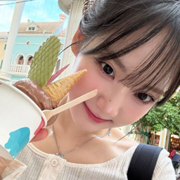 Yoon SeoYeon gallery image