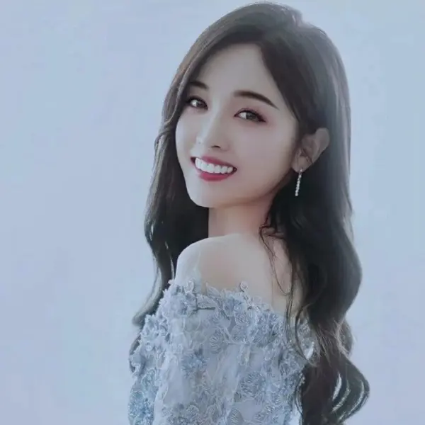 Xuanyi gallery image