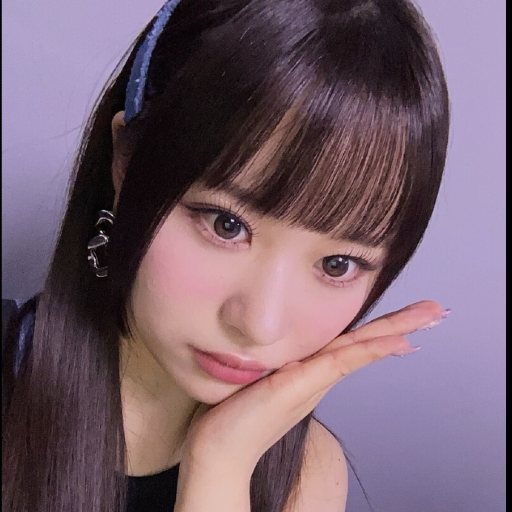 Yuina gallery image