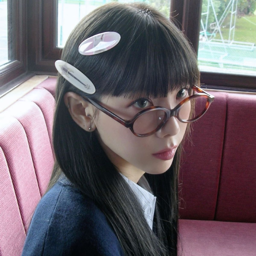 Taeyeon gallery image