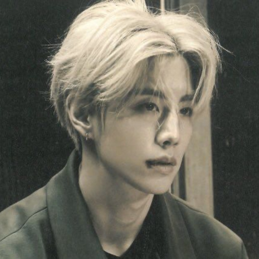 Mark gallery image