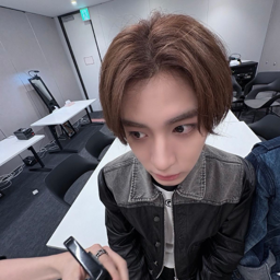 Leehan gallery image