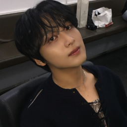 Haechan gallery image