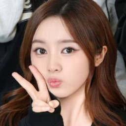 Elisia gallery image