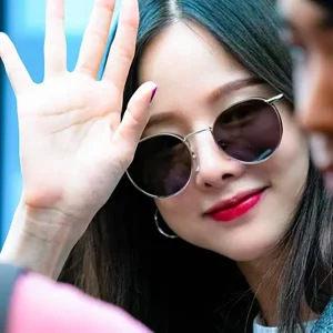 Solji gallery image