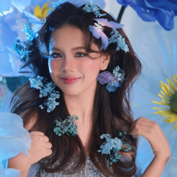 Vanesya gallery image