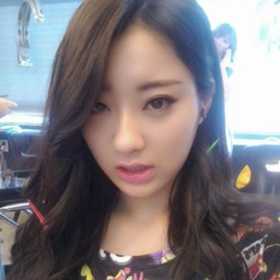 Kyungri gallery image