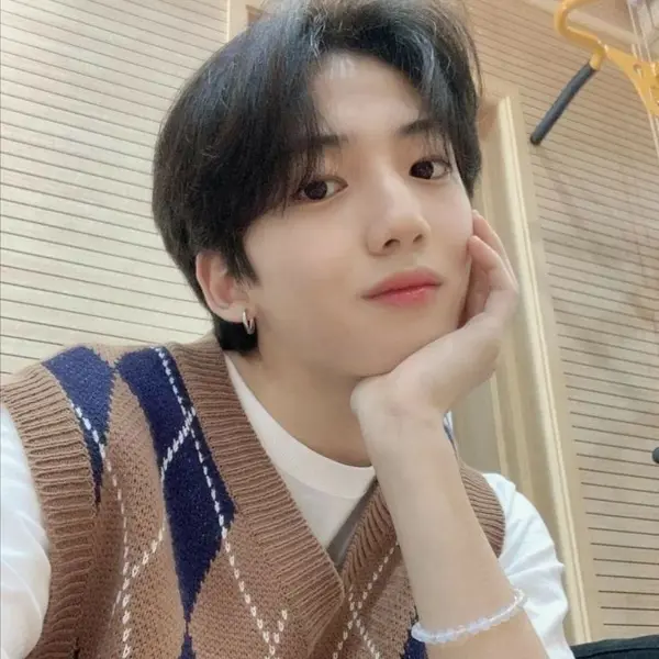 Minjae gallery image