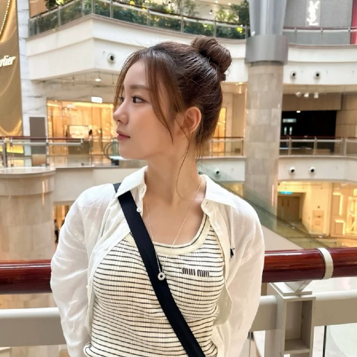 Wooyeon gallery image