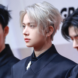 Heeseung gallery image