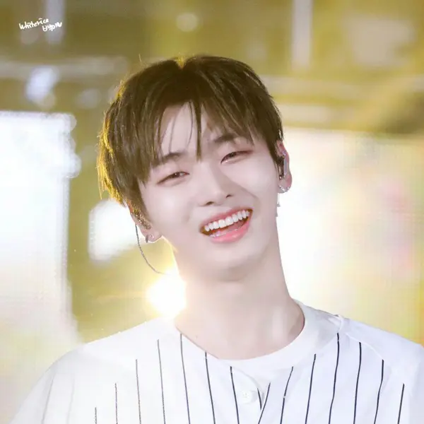 Jisung gallery image
