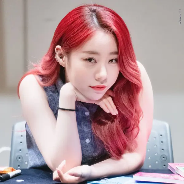 Yeonjung gallery image