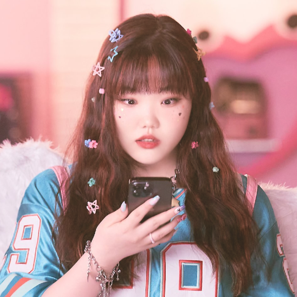 Lee Su-hyun gallery image