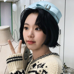 Chaeyoung gallery image