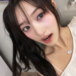 Leeseo gallery image