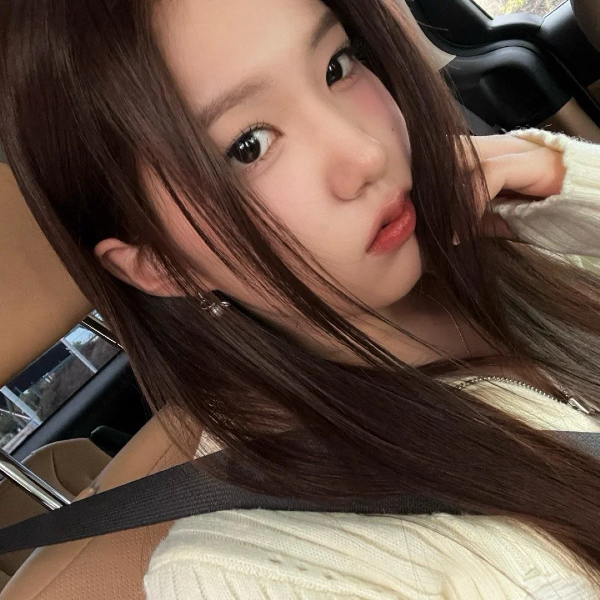 Yoon Jiyoon gallery image
