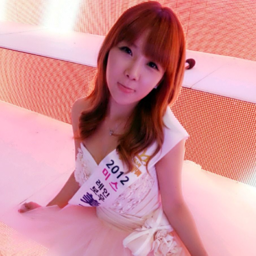 Hyunyoung gallery image