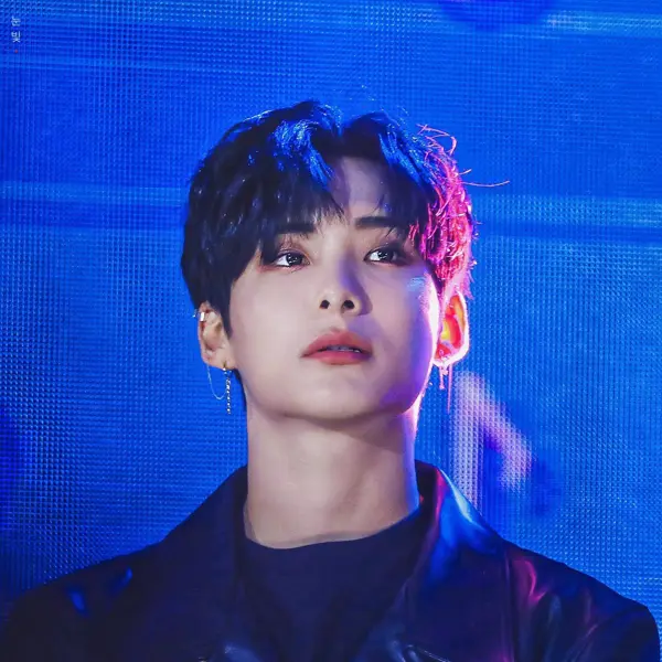 Junhee gallery image
