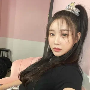 Minyoung gallery image