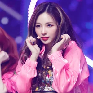 Jiwon gallery image