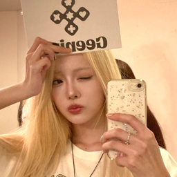 Yeyoung gallery image