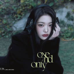 Wonyoung gallery image