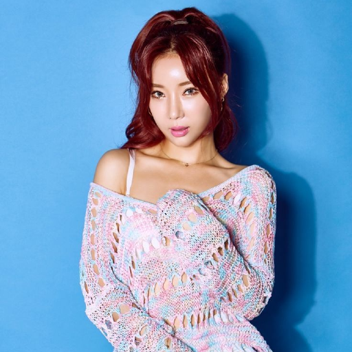 Jooyi gallery image