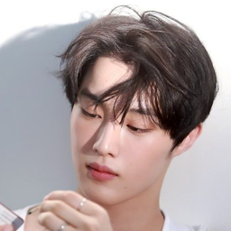 Hyunsuk gallery image