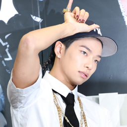 Tarzzan gallery image