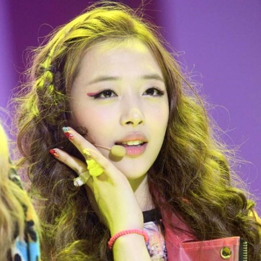 Sulli gallery image