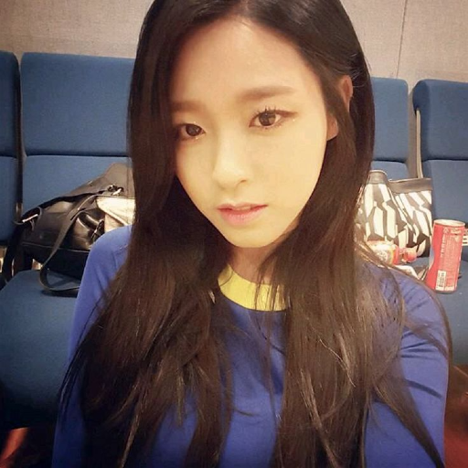 Seolhyun gallery image