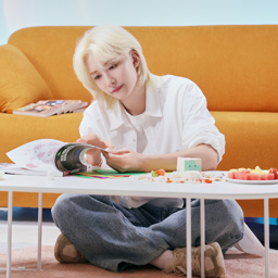 Jeonghan gallery image