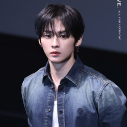 Lee Know gallery image