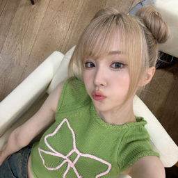 Nana gallery image