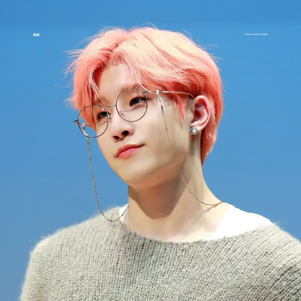 JinJin gallery image