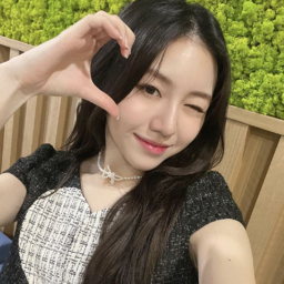 Dahyun gallery image