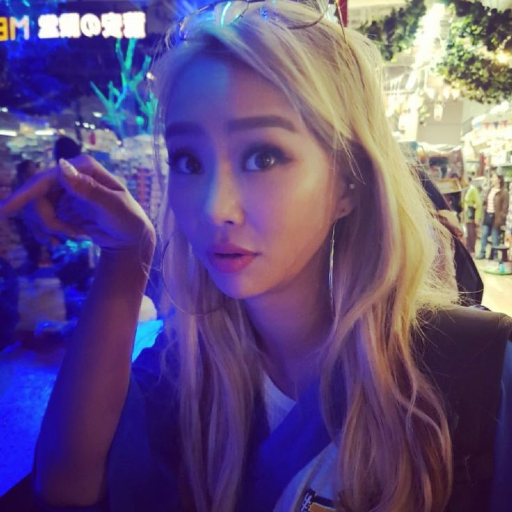 Imagem da galeria de Hyolyn