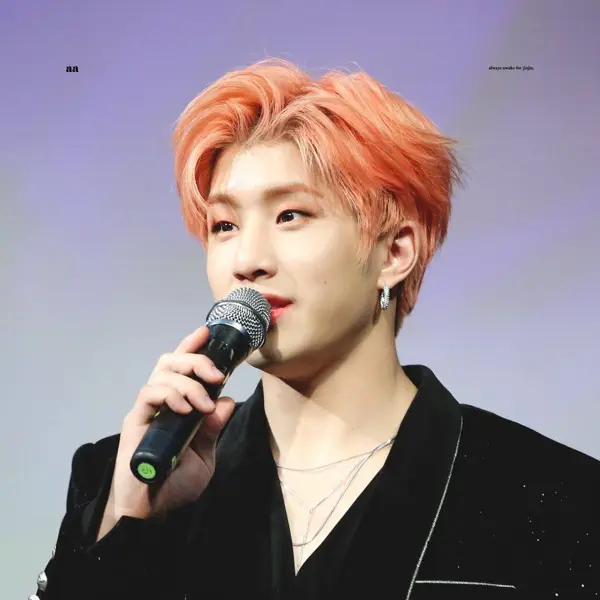 JinJin gallery image