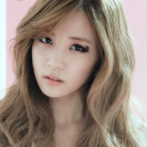 Chorong gallery image