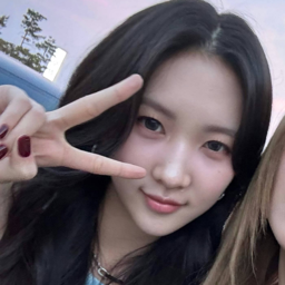 Yeonjung gallery image