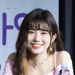 Hayoung gallery image