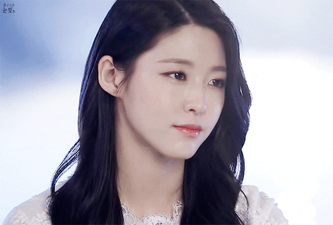 Seolhyun gif