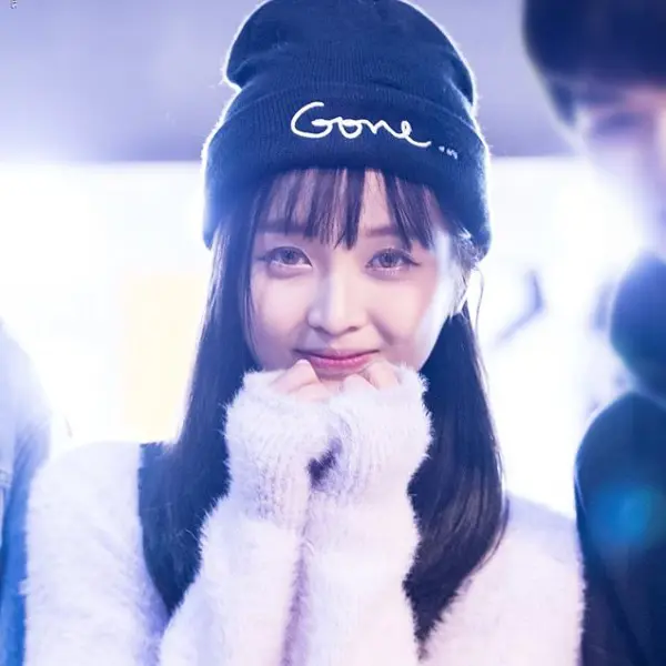 Xuanyi gallery image