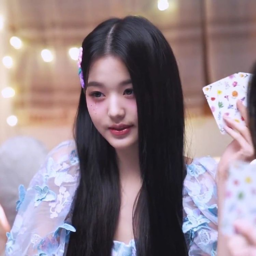 Wonyoung gallery image