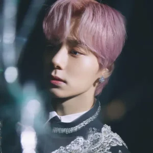 Hwanwoong gallery image