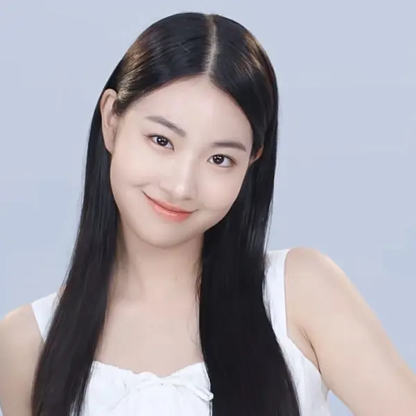 Eun-ah gallery image