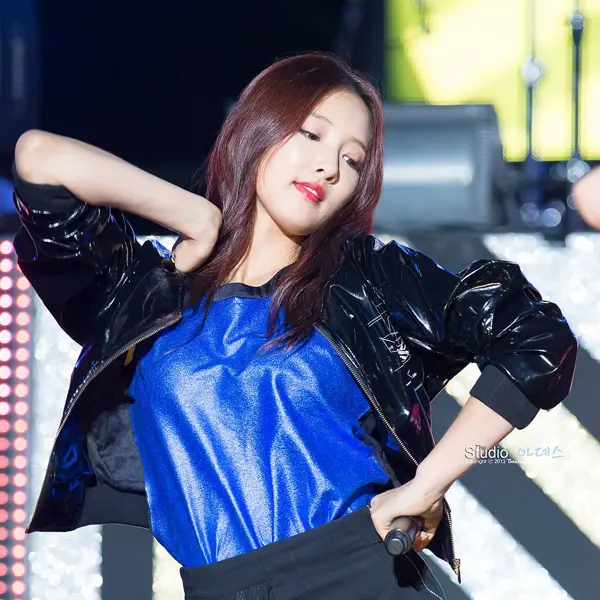 Imagem da galeria de Jihyun