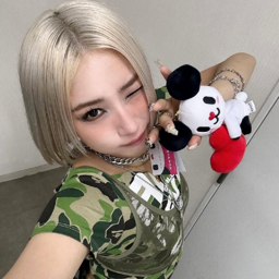 Momoka gallery image