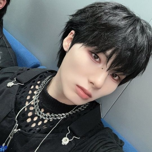 Larawan sa gallery ni Won Hyuk