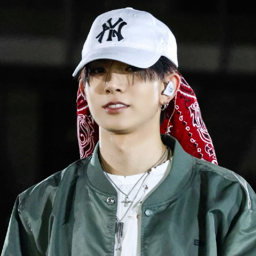 Heeseung gallery image